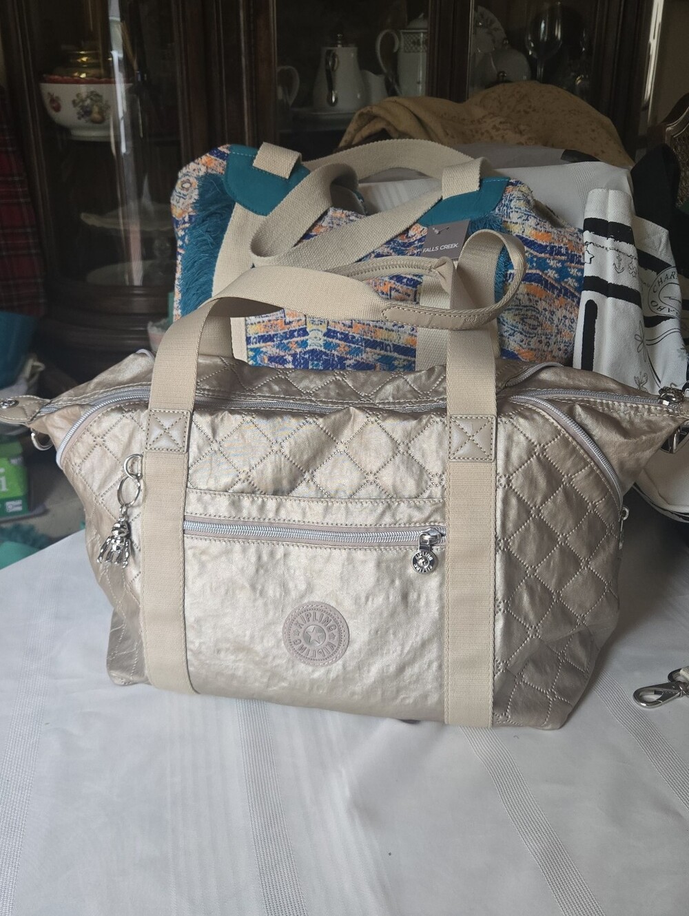 EUC Kipling Gold Metallic Quilted Art M Bag